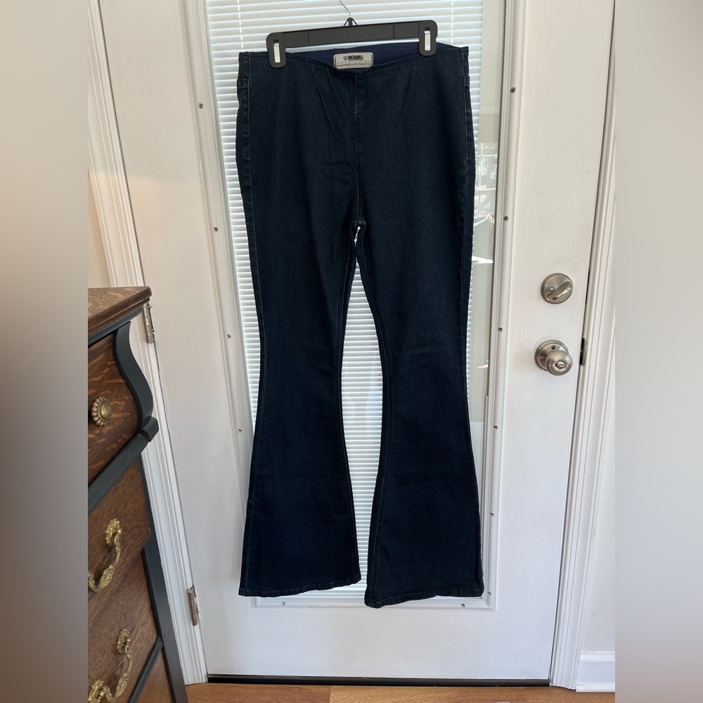 Rock and Roll Cowgirl Jeans 31 x 36 Pull On Flare